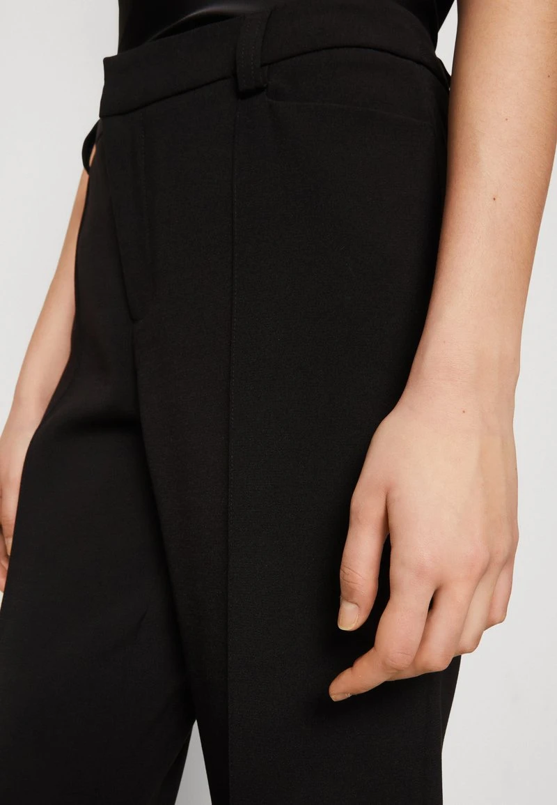 Gina Tricot ROSIE FLARE TROUSERS - Stoffhose - Black – Bild 6