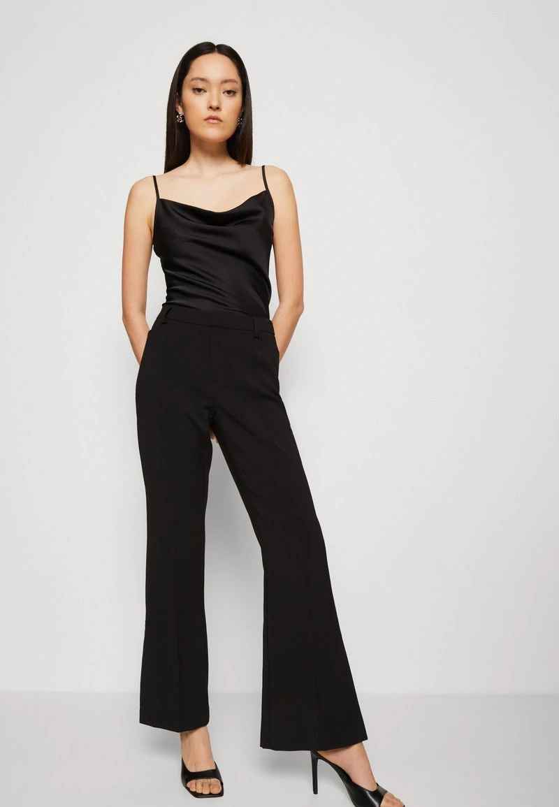 Gina Tricot ROSIE FLARE TROUSERS - Stoffhose - Black – Bild 4