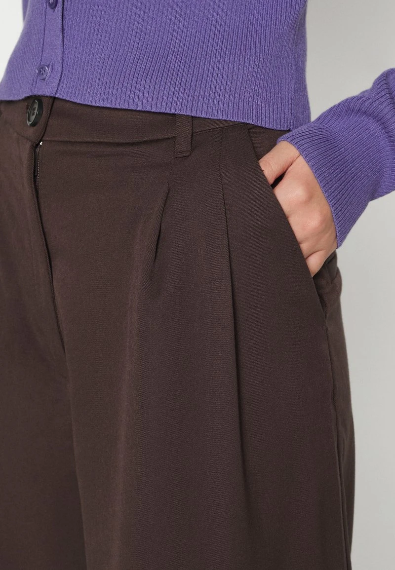 Monki GINNY TROUSERS - Stoffhose - Brown Dark Brun – Bild 6