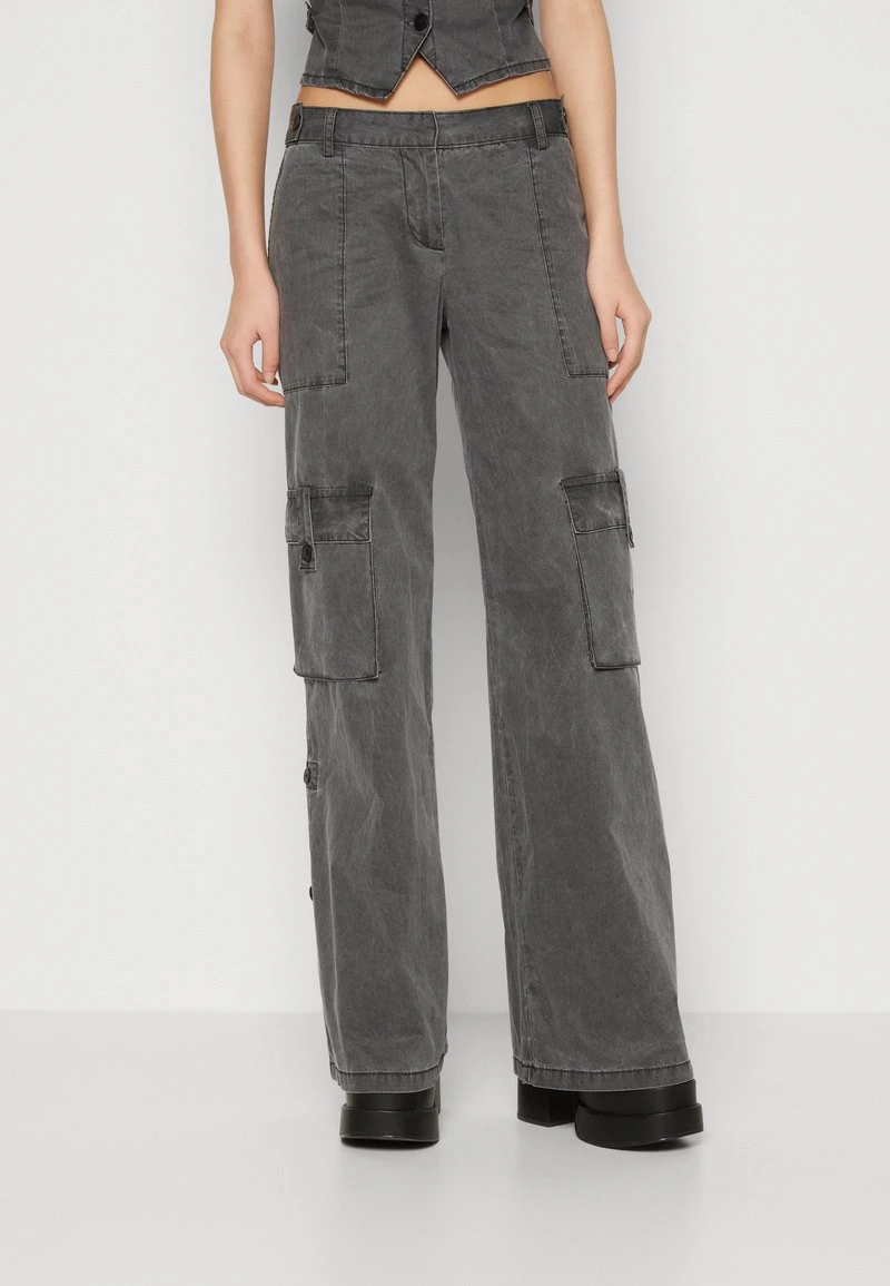The Ragged Priest STOMPER TROUSERS - Cargohose - Washed Black